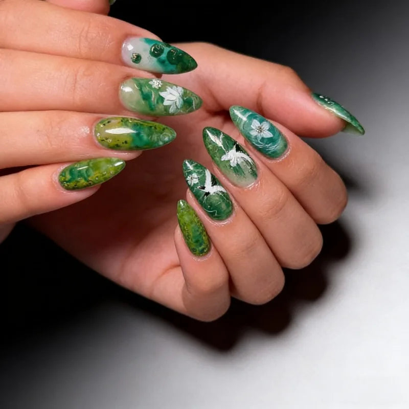 24Pcs False Nails Spring/Summer Collection—Lotus-Inspired Soft Green Almond-Shaped Press-On Nails Perfect As A Gift for Girls
