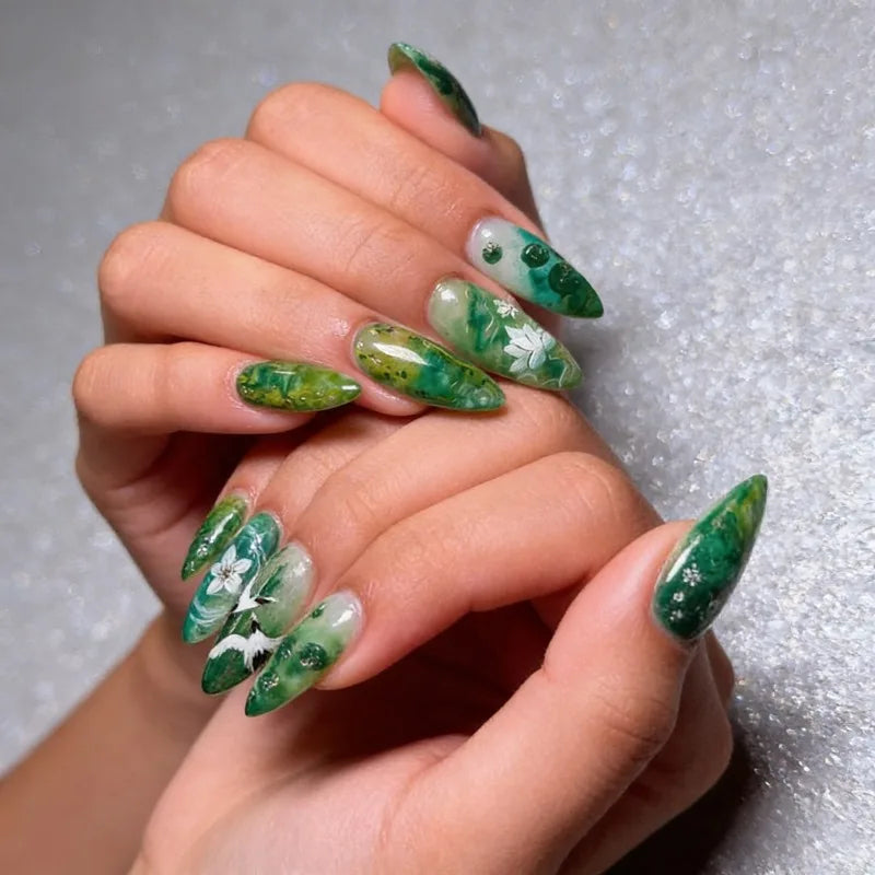 24Pcs False Nails Spring/Summer Collection—Lotus-Inspired Soft Green Almond-Shaped Press-On Nails Perfect As A Gift for Girls