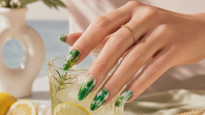 24Pcs False Nails Spring/Summer Collection—Lotus-Inspired Soft Green Almond-Shaped Press-On Nails Perfect As A Gift for Girls